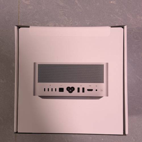 Apple M2 Max Mac Studio (32GB RAM + 512GB Storage)