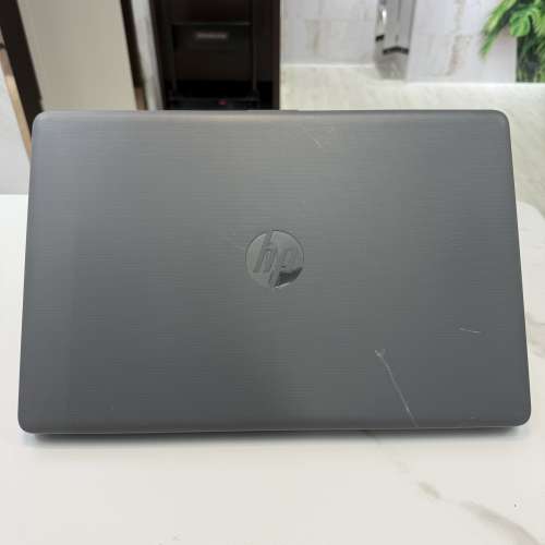 HP Pavilion 15 (獨顯 / 8代4核 i5 / 15.6" 高清 / Win 11 / 永久Office / SSD)