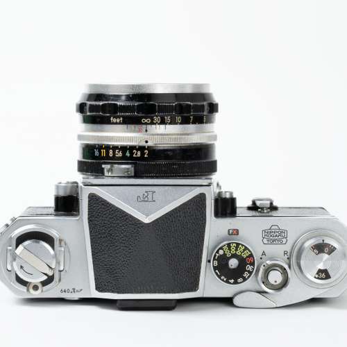|| Nikon F - Silver with Nikkor-S Auto 5cm F2 - Non-AI / Tick Mark Version ||
