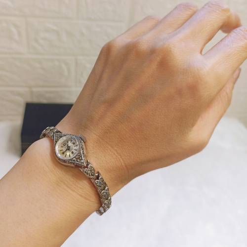 💥 no bargain 議價請移玉步⌚ Vintage Swiss「TIARA」😍#上鏈腕錶Manual winding ...