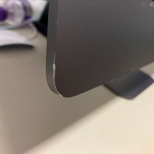 Apple iMac Pro 2017 27" 80% New (10-Core Xeon W/64GB RAM/Vega 64 GPU/1TB SSD)