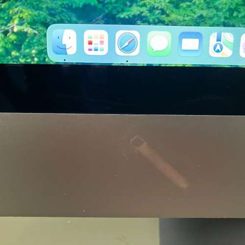 Apple iMac Pro 2017 27" 80% New (10-Core Xeon W/64GB RAM/Vega 64 GPU/1TB SSD)