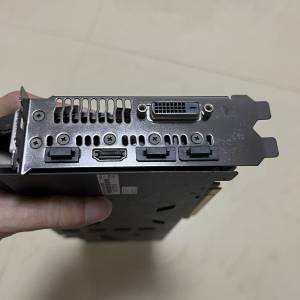 ASUS華碩GTX1070-8G猛禽非常兇猛