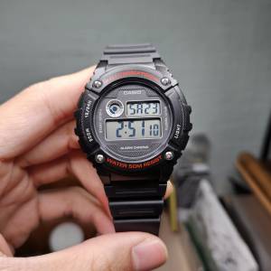 新淨 行貨 Casio W-216H-1AV 有保 七年電