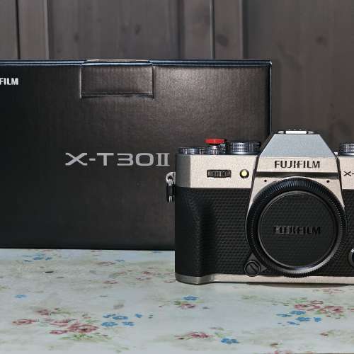 fujifilm xt30行貨 + xc35mm f2 水貨 （成套賣不分拆）