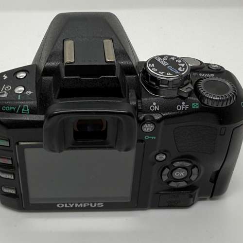 Olympus E410 + 14-42mm + 40+150mm