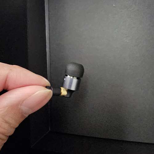 放9成9新Technics EAH-TZ700