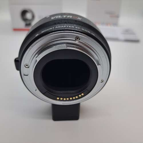 VILTROX MOUNT ADAPTER EF/EF-S鏡頭轉 EOS-M  100%新有盒說明書 $180