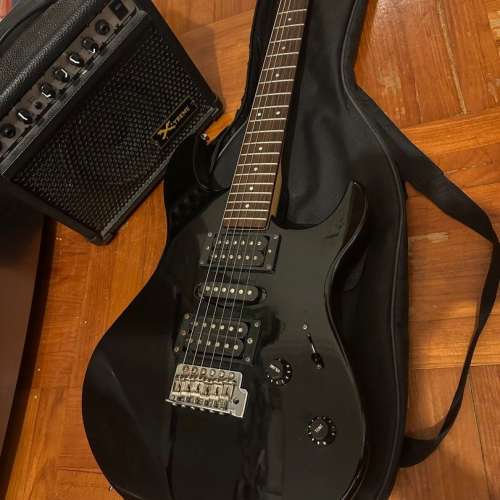 Yamaha ERG 121 Electric Guitar (with amplifier, and wire, no guitar bag!)