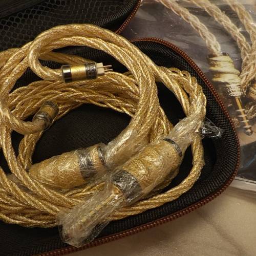 Celestia Audio羽蛇神黑金版2 Pin / 4.4耳機昇級線