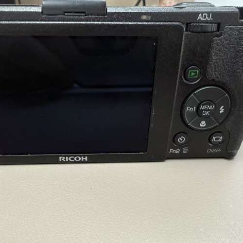 RICOH GR DIGITAL IV