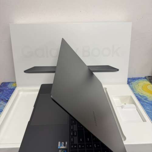 (超薄機身 RTX4050獨立顯示卡 三星）Samsung Book 3 Ultra 16吋AMOLED Mon/16GB Ra...