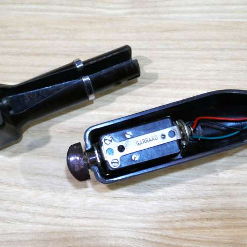 幾拾年前物品清貨~古董流聲機唱頭2個