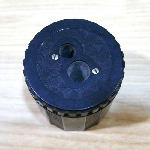 幾拾年前物品清貨~古董前蘇聯鉛筆鉋1件