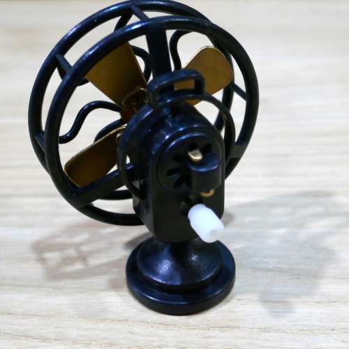 幾拾年前物品清貨~古董玩具風扇仔1件