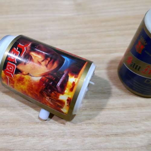 幾拾年前物品清貨~古董成龍玩具2個