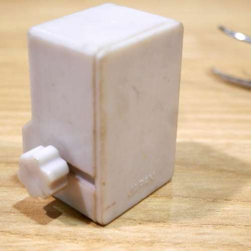 古董玩具咭機1個...日本掣造.可扭動