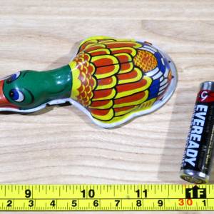 幾拾年前物品清貨~古董鐵皮玩具鴨1件