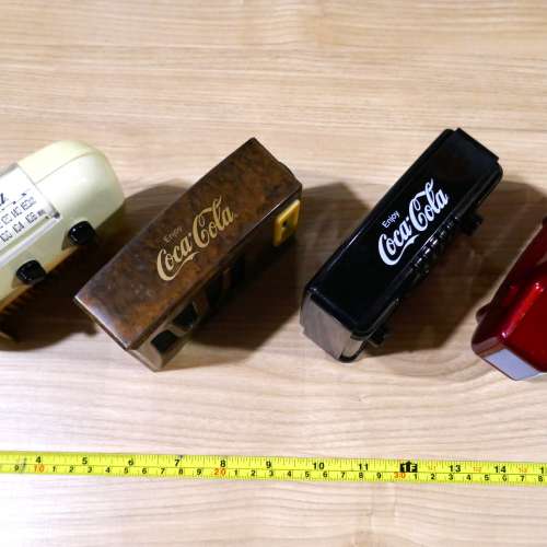 古董可樂收音机共四個