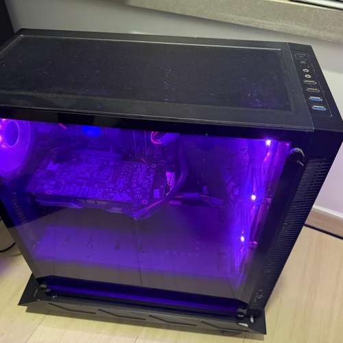 售二手i7第8代組裝電腦 夠打機文書剪片, RGB燈新淨機箱