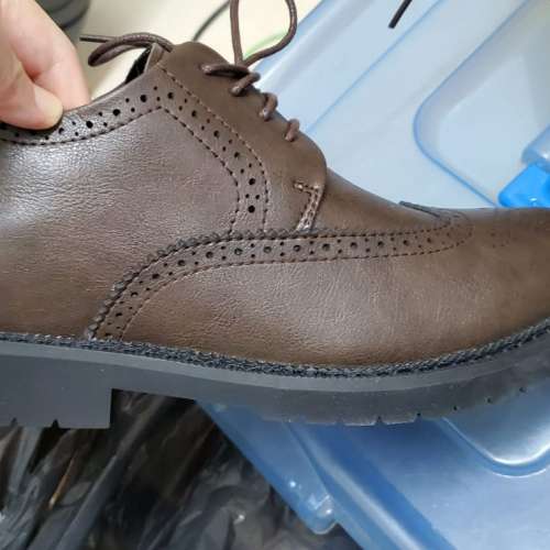 深啡色皮鞋39碼（內增高6cm）