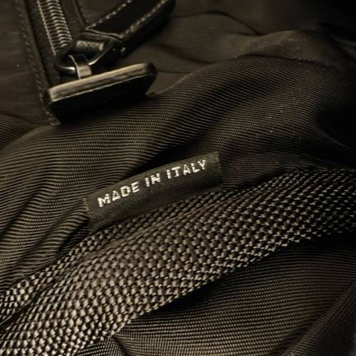 PRADA 2ZV136 迷彩大背囊 大容量
有卡
有塵袋