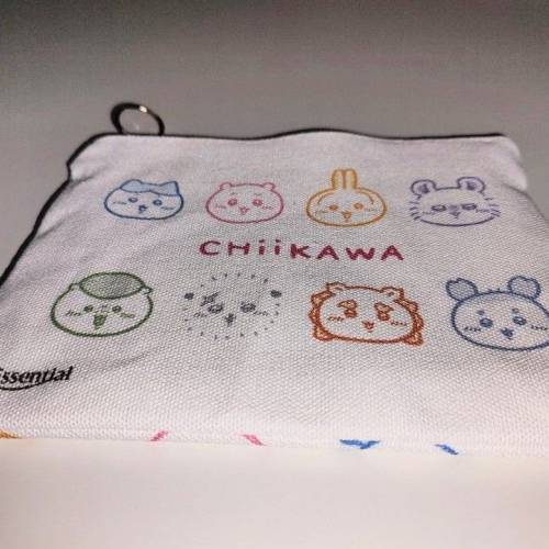 Chiiikawa 卡通拉鍊收納包！📢📢📢