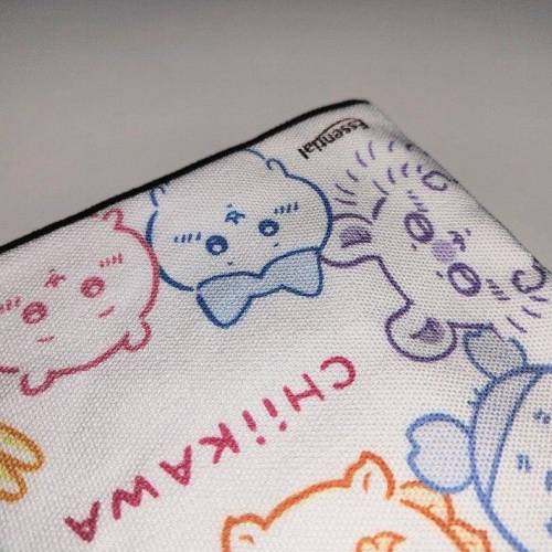 Chiiikawa 卡通拉鍊收納包！📢📢📢