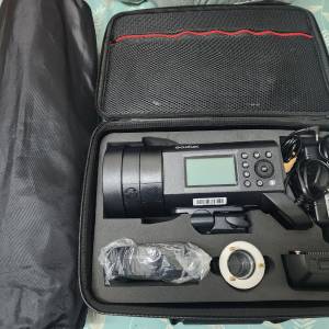 神牛 AD400 Pro 連燈罩燈架。