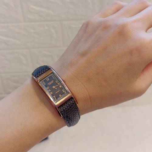 💰議價請移玉步,no bargain 
⌚ Vintage swiss made「GREUN」 CURVEX電子Battery 2...