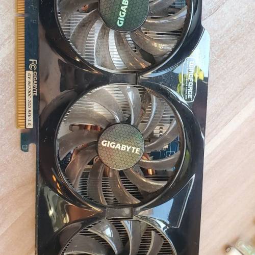 零件，xeon e5-2450  cpu 16gb x2 ram display card