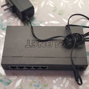 5 ports switch