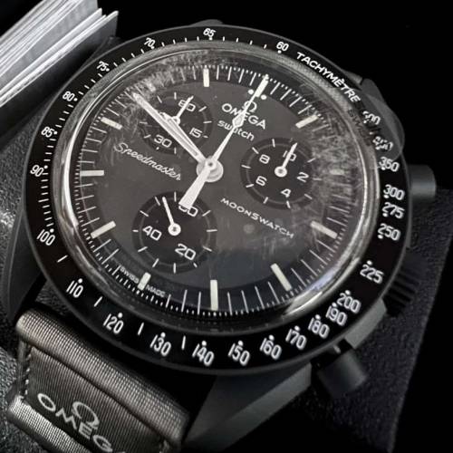 Omega x Swatch 限量版水星手錶