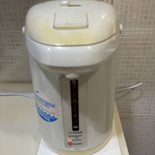 TIGER 除氯功能電熱水煲2L