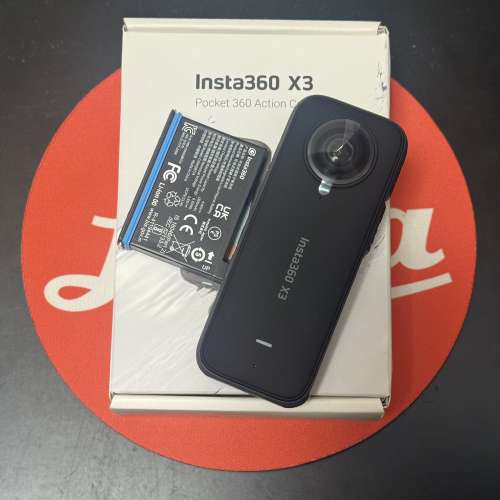 全新 Insta360 One x3 /二電池加自拍棍 有保養