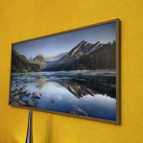 三星油畫電視 電視框邊