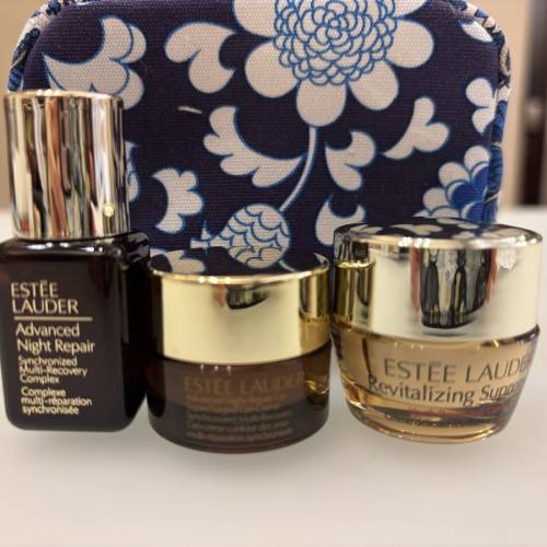 Estée Lauder 皇牌套裝