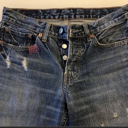 LEVI’S 501 (women)