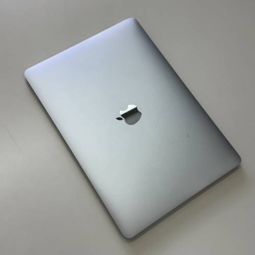 macbook pro 13”