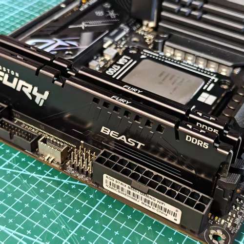 (Full set）KINGSTON FURY DDR5 5600 CL40 64G 32G*2