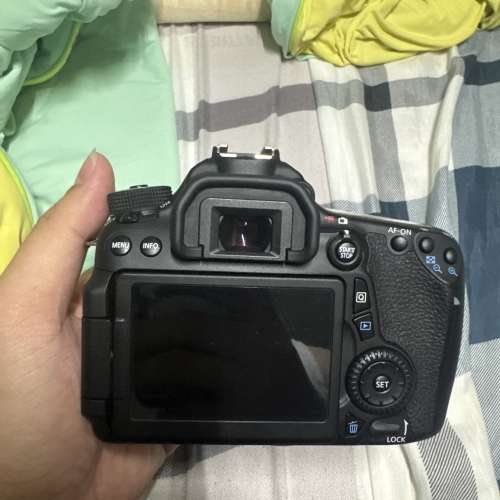 canon eos 70d