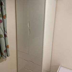 搬屋放: 雙開門衣櫃x2 黃大仙 wardrobe*2 Wong Tai Sin