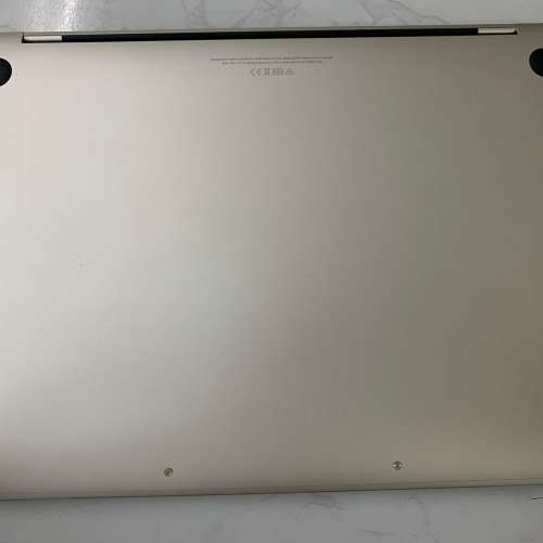 Apple MacBook Pro 2019 13" inch i5 8gb with Touch Bar