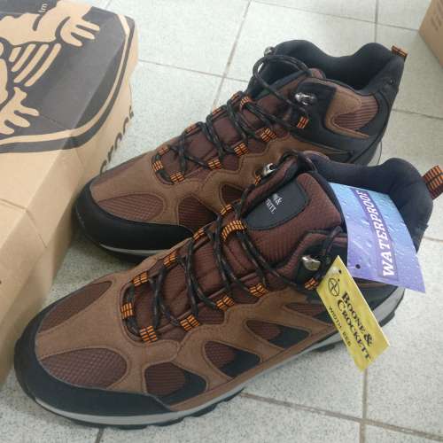 防水戶外運動鞋