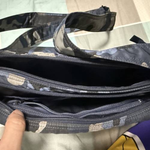 Porter 藍色迷彩斜孭袋 blue camouflage shoulder bag