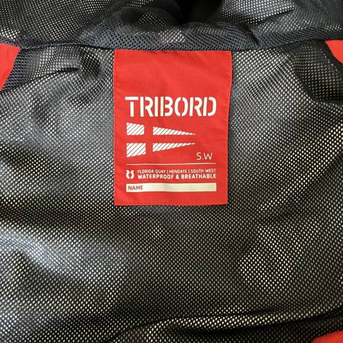 Decathlon 法國品牌迪卡儂Triboard WATERPROOF & BREATHABLE jacket 防水透氣風褸外套