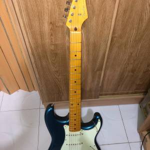 Fender FSR Traditional 50s Stratocaster with Competition Stripe Made in Japan