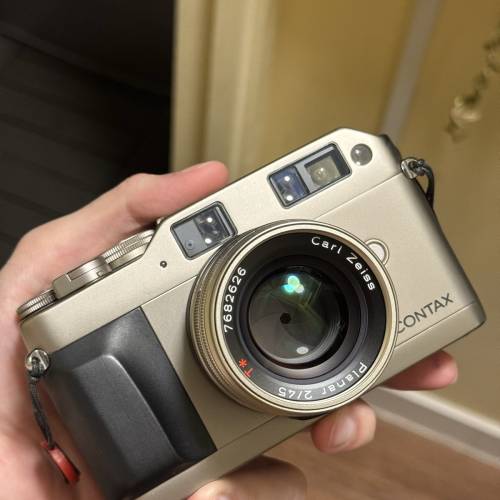 Contax G1 + G45 Carl Zeiss Planar 45mm f/2 套裝