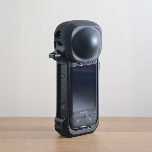 Insta360 x5 99% 新，送配件，機身貼全方位保護，鏡頭完美