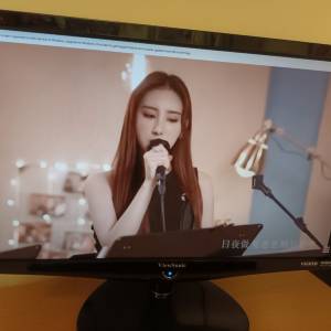 24寸濶ViewSonic 全高清（16：9）電腦顯示器